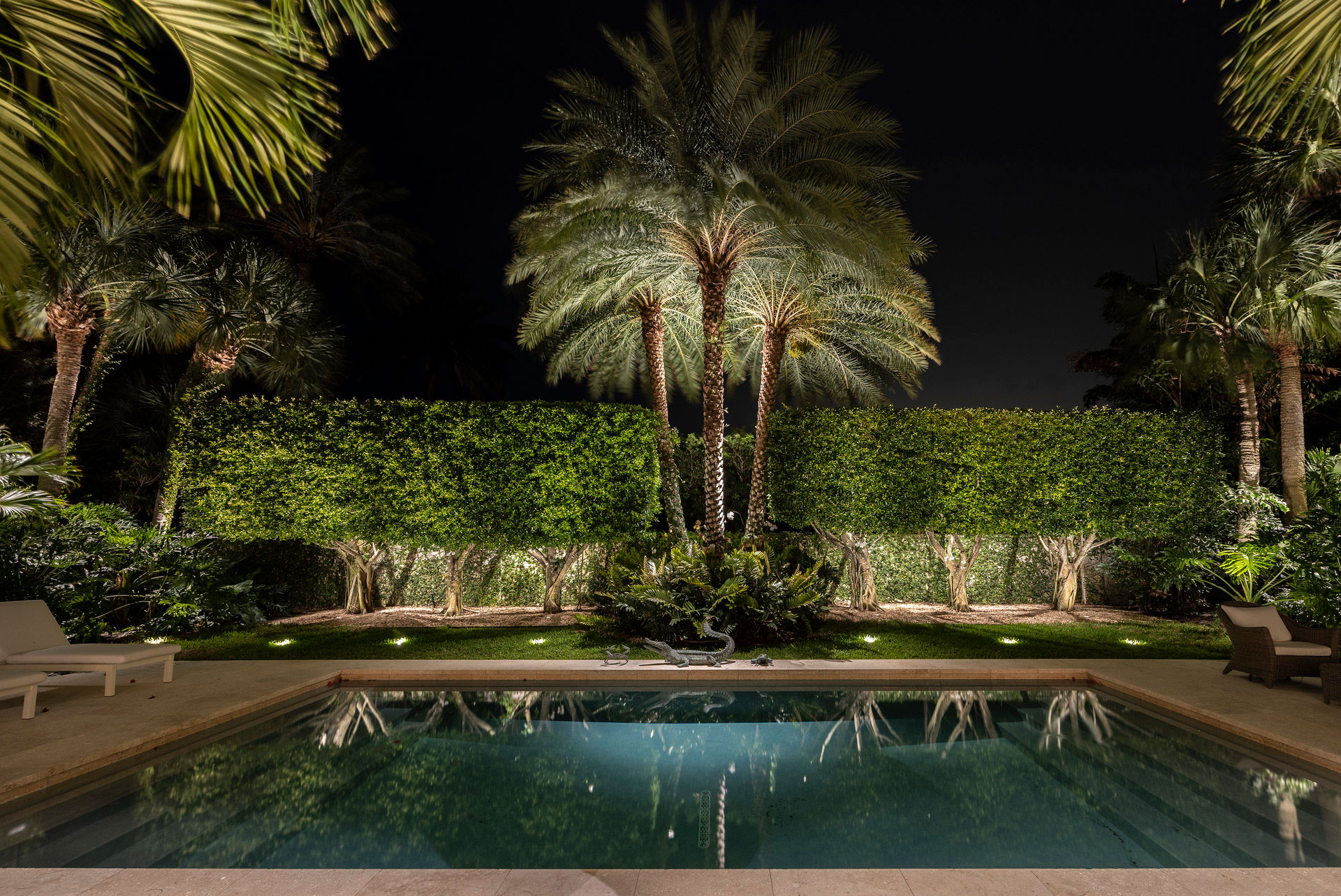 Luxury Illumination Palm Beach Outdoor Home Lighting Gallery 1
