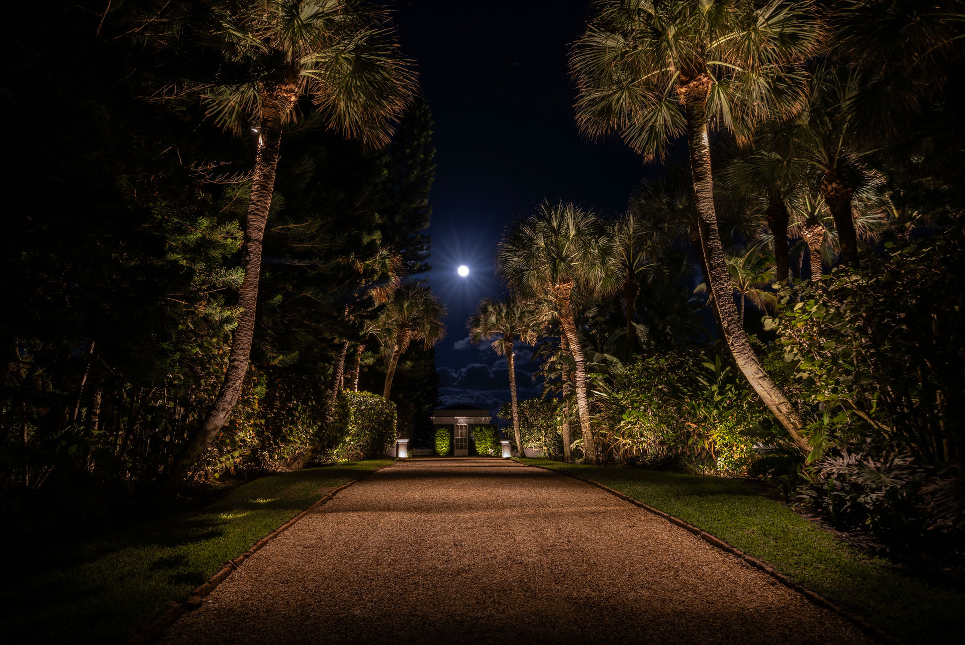 Luxury Illumination Palm Beach Outdoor Home Lighting Gallery 2